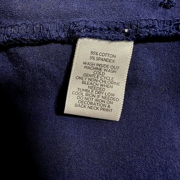 Ann Taylor Pearl Embellished Navy Top M 3/4 Sleeve Quiet Luxury Stretch Knit - Picture 5 of 5